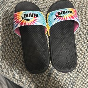 Puma slides